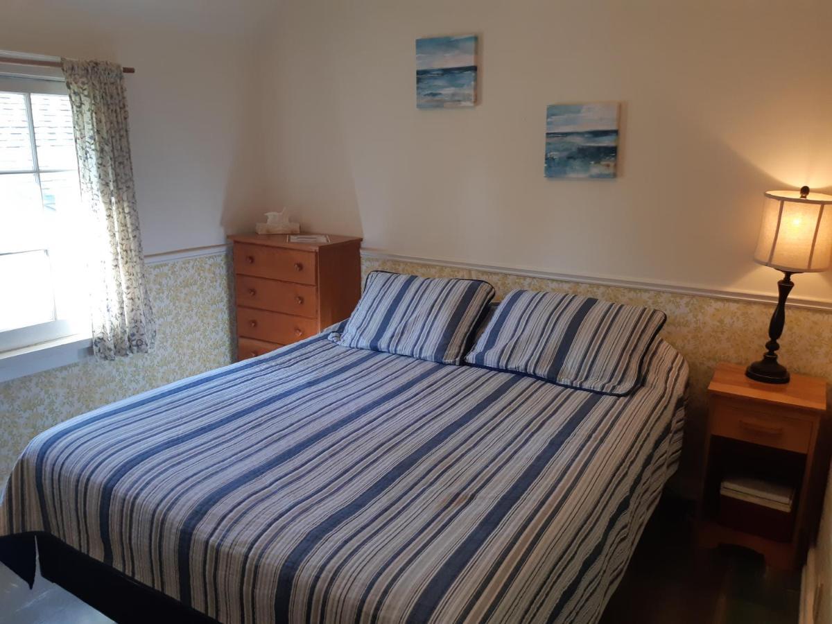 Miners' Bay Lodge Minden Room photo